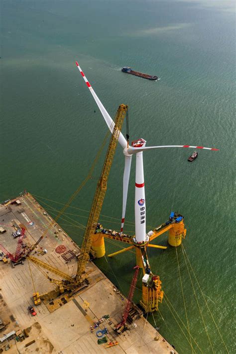 Desde el muelle Lufu en Zhuhai partió la primera plataforma flotante de