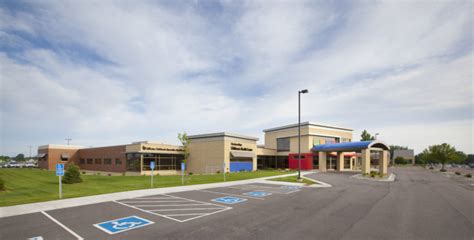 » 1 Exterior Mankato Childrens Clinic