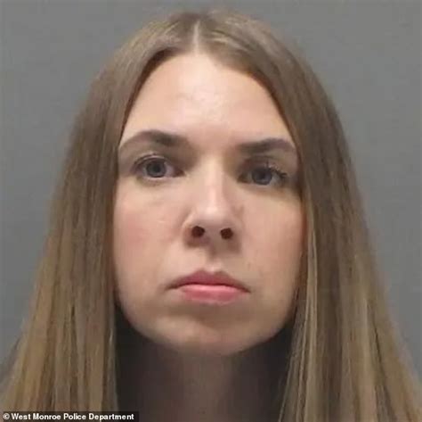 Louisiana Teacher 32 Is Arrested For Sexting A 15 Year Old Student