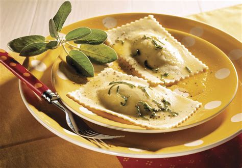 Raviolis géants au beurre de sauge Fromage suisse