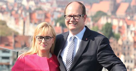 Razem Od Lat Kim Jest Magdalena Adamowicz