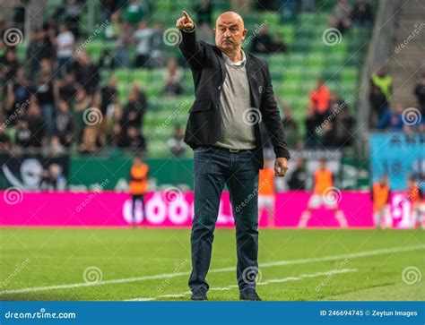 Ferencvaros Coach Stanislav Cherchesov With The Hungarian League