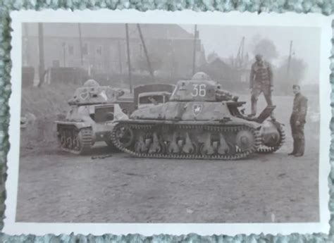 FOTO MIT DEUTSCHEN Kameraden und französischen Beutepanzer 2 Wk EUR 4