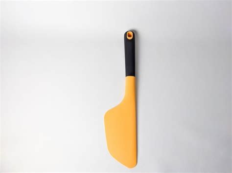 The Different Types Of Spatulas To Use In Your Kitchen