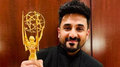 Vir Das एमी अवॉर्ड जीतने के बाद आया वीर दास का रिएक्शन इंडियन कॉमेडी के लिए कही बड़ी बात Vir