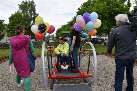 Pierwszy taki plac zabaw w Sławnie Uroczyste otwarcie i niespodzianka