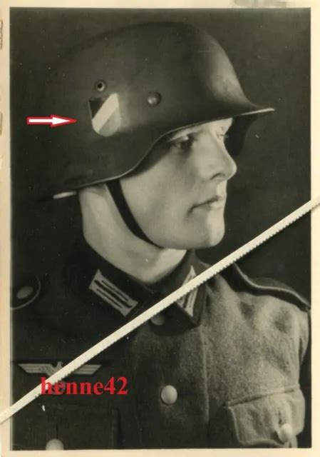 FOTO PORTRAIT WEHRMACHT Dt Soldat Mit Stahlhelm M35 In Feldgrauer