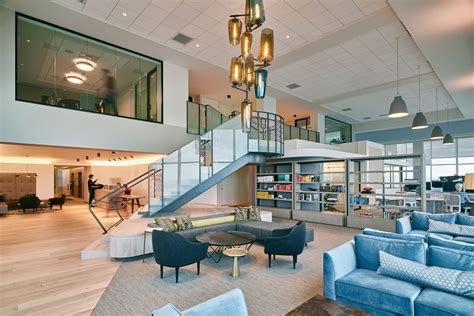 Inside Boston Consulting Group’s Modern Seattle Office Officelovin