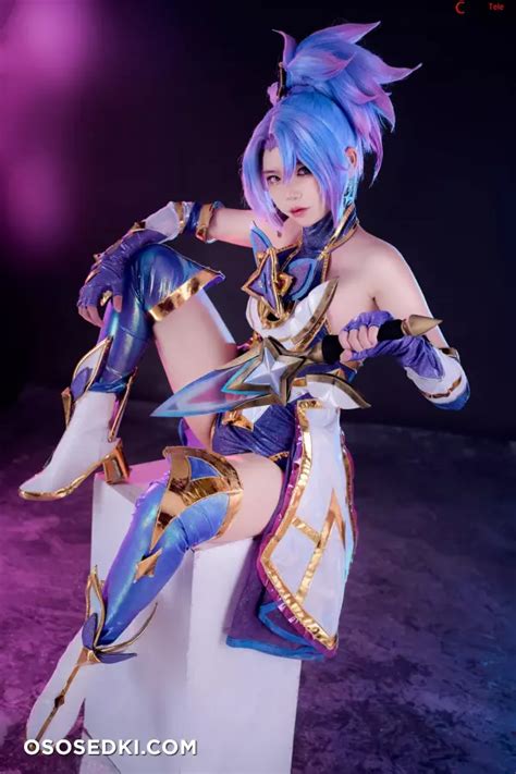 Zinieq Cosplayer And Pingping Cosplay Akali Star Guardians And Kai