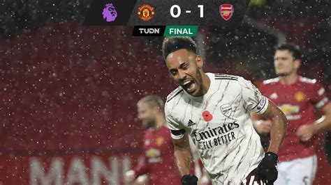 Arsenal vence al Manchester United en Old Trafford 14 años después