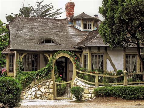 Lilacs And Laughter A Cottage Built In The Comstock Manner Once