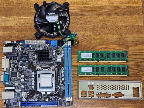 Yahoo!オークション - Intel Xeon E3-1268L V3 CPU ASUS P9D-I マザー...