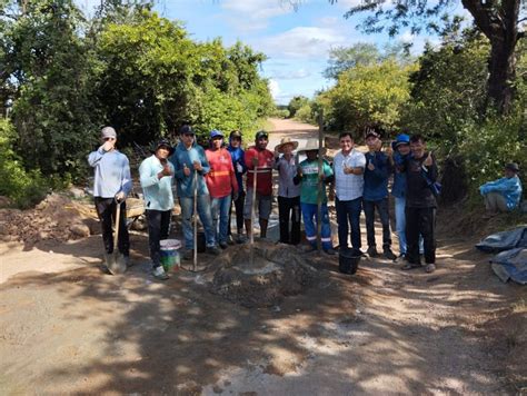 Prefeitura De Padre Marcos Recupera Passagem Molhada Na Zona Rural