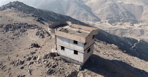 La Misteriosa Casa Abandonada Que Se Esconde En Los Cerros De