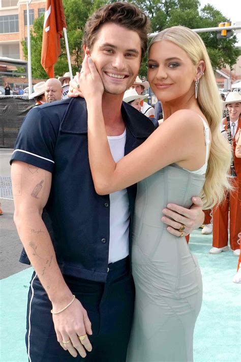 Kelsea Ballerini and Chase Stokes Made Red Carpet Debut at 2023 CMT ...