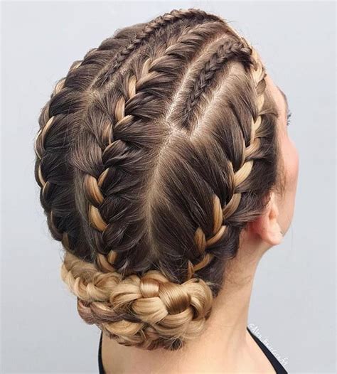 57 Peinados Recogidos De Moda Prácticos Y Fascinantes 2019 Braided Hairstyles Updo Hairdo