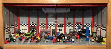 Part 3: MOC Mechanic's garage warehouse with purchased items (Speed ...