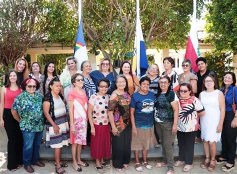 Prefeito Alessandro Palmeira celebra os 50 anos da Escola Cônego João