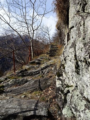 Immer Am Felsen Entlang Fotos Hikr Org