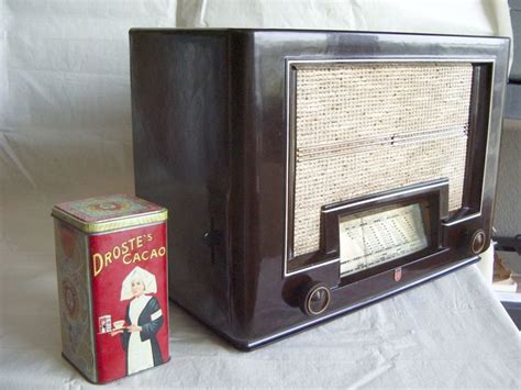 Beautiful Bakelite Philips Tube Radio A From Catawiki