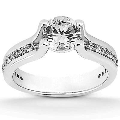 18K Pavé Engagement Ring • GOLDARA