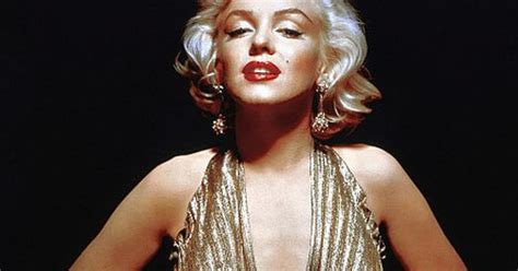 Ng Sau V P C A Bom Sex Marilyn Monroe