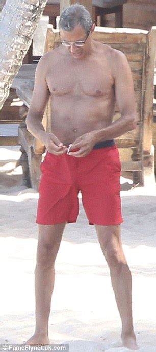 Jeff Goldblum 59 Proves His Beach Body Is Not Extinct Yet As He