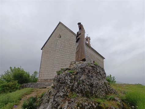 Održana pobožnost Petnaestog u mjesecu Svetište Gospe Sinjske