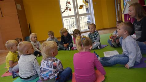 Niepubliczne Przedszkole Pod Fio Kami Edukacyjnie U Elfik W