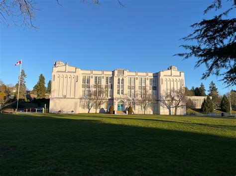 Point Grey Secondary School, 5350 East Blvd, Vancouver, BC - MapQuest