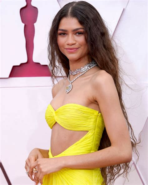 The Very Best Diamond Jewelry Looks From The 2021 Annual Academy Awards