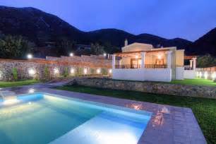 Villas in complex, private pool for rent in Crete, Greece