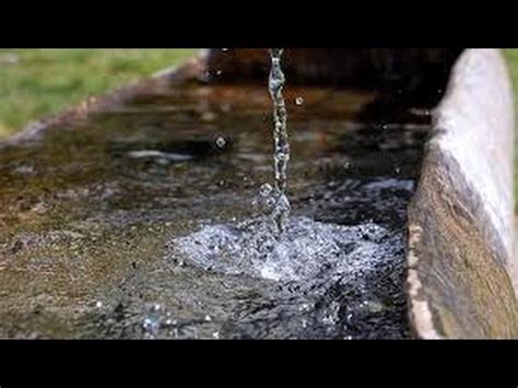 Le Bruit De L Eau Fontaine Qui Coule Sons De La Nature Chute D Eau