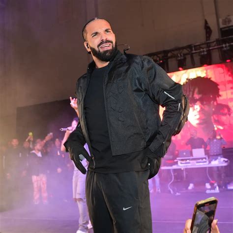 Drake Moves Apollo Theater Concert To Two Nights December 6 And 7