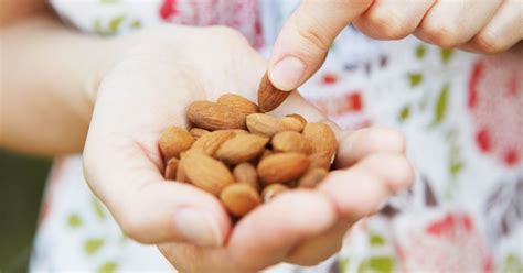 7 Reasons To Eat More Nuts From Boosting Life Span To Lowering