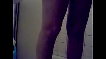 Tomando Una Ducha Una Perra Follable XVIDEOS