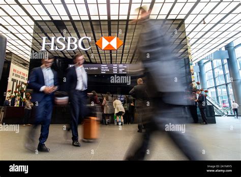 Hsbc And Interior Hi Res Stock Photography And Images Alamy