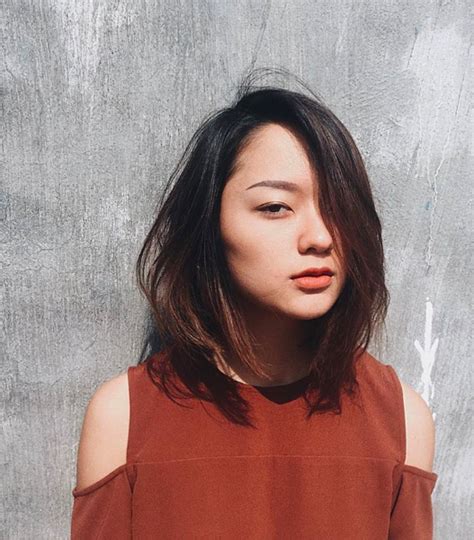 Chẳng thể rời mắt với nàng hot girl sở hữu vẻ đẹp cổ điển và cực nữ tính