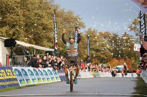 Cyclo Cross Pontch Teau Le Belge Michael Vanthourenhout Encore