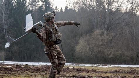 Des Soldats Ukrainiens Form S Aux Tats Unis Au Maniement De Drones