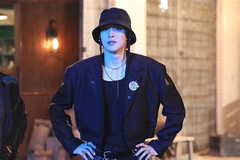 BOUNCY K HOT CHILLI PEPPERS MV Filming Site ATEEZ Photo 45008976 Fanpop