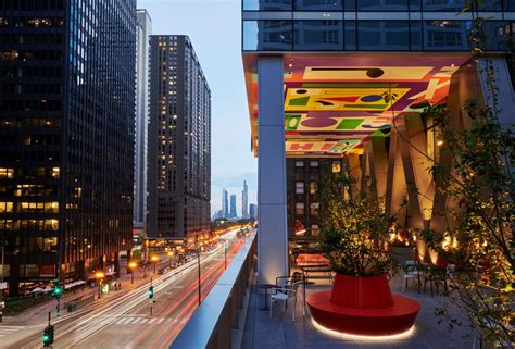 14 Chicago Boutique Hotels Offer the Best of the City