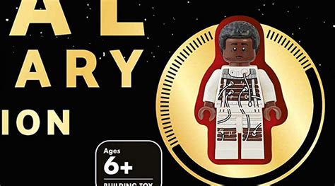 Exclusive Finn Minifigure With Lego Star Wars Visual Dictionary New