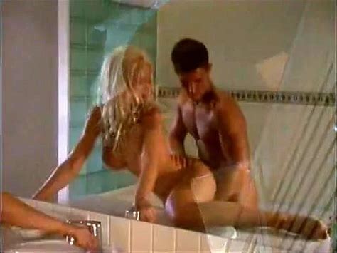 vintagehansnを視聴 Tanya Hansen Vintaage Bathroom Porn SpankBang