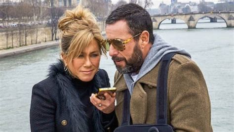 La Comedia De Acci N Misterio A Bordo Con Jennifer Aniston Y Adam