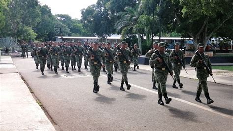 Ej Rcito Se Prepara Para El Desfile C Vico Militar En M Rida