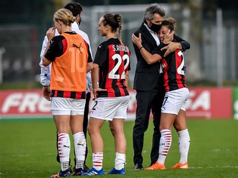 AC Milan Women’s coach Maurizio Ganz on team's secret to success | Skrill