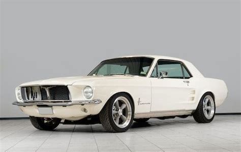 1967 Ford Mustang Restomod