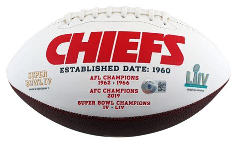 Tyreek Hill Signed Chiefs Logo Football (Beckett) | Pristine Auction