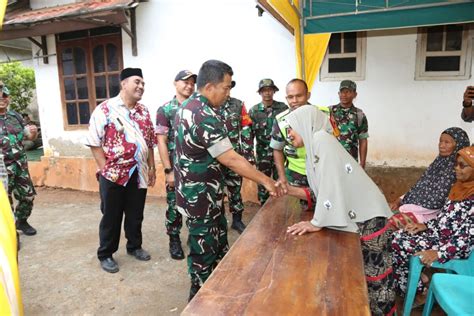 Kegembiraan Warga Brengkok Atas Terselenggaranya TMMD 119 Kodim 0812